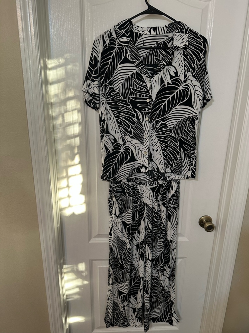 GRACE The Perfect Fit Tropical Monstera Print Set